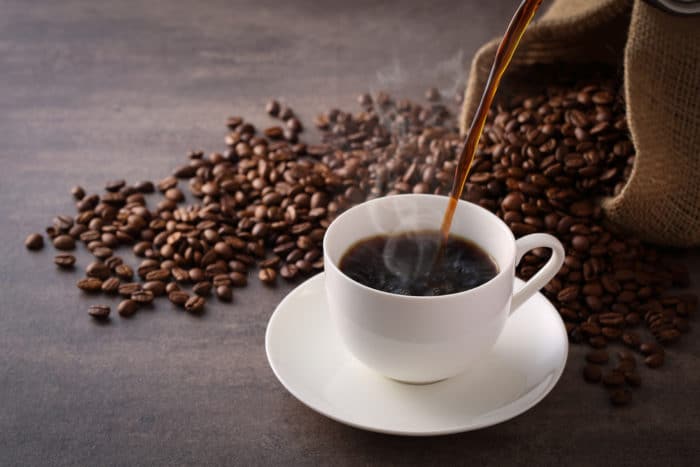 pití kávy zabraňuje rakovině