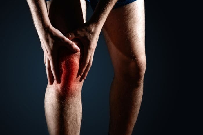 příznaky zánětu kolenního kloubu