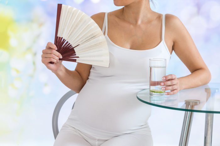 překonávat teplo během těhotenství