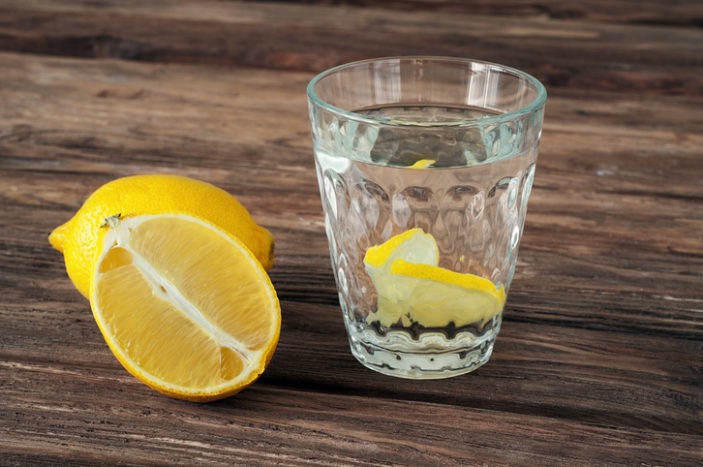 citronová voda pro vřed