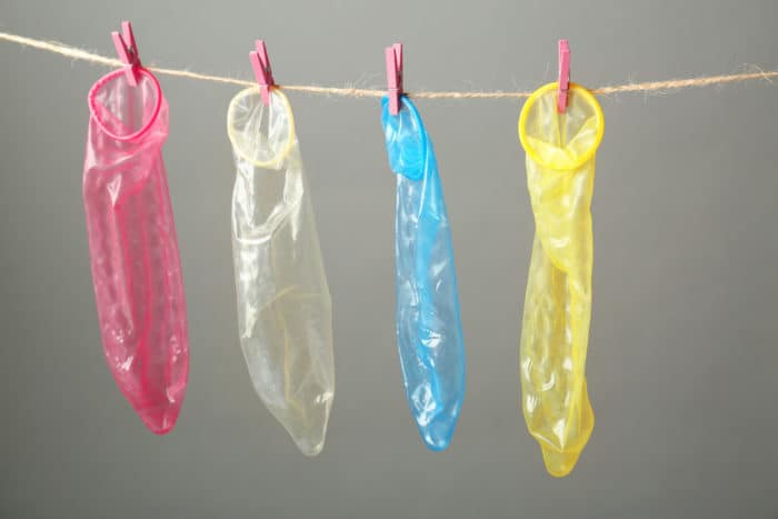 kondomy se používají dvakrát