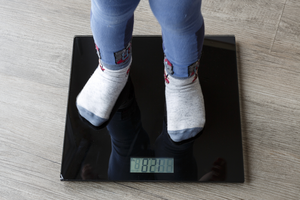 měřit hmotnost dítěte je důležitá